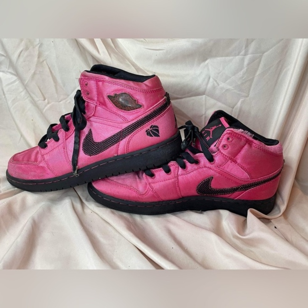 Girls Nike Air Jordan I 1 Phat Valentine's Spark Pink Black‎ size 7 youth